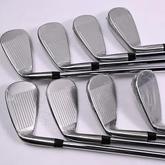 Cobra DS-Adapt Irons / 4-PW+GW / Regular Flex KBS Tour Lite Shafts - Image 3