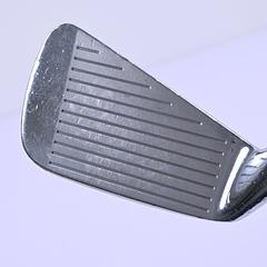 Wilson FG-49 #4 Iron / 28 Degree / Stiff Flex KBS Tour-V Shaft - Image 2