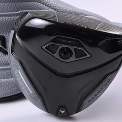Callaway Quantum Max D Driver / 10.5 Degree / Regular Flex Denali Frost Silver - Image 2