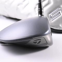 Taylormade Qi35 Max Driver / 10.5 Degree / Regular Flex Ventus Blue 5 Shaft - Image 3