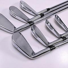 Mizuno Pro 221 Irons / 4-PW / Stiff Flex Dynamic Gold 120 S300 Shafts - Image 4