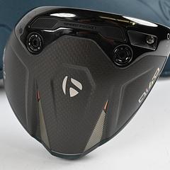 Taylormade Qi4D Driver / 9 Degree / Stiff Flex REAX White 60 Shaft - Image 2