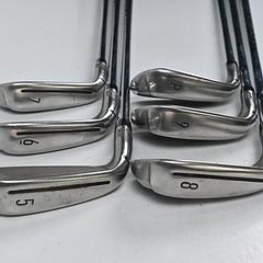 Taylormade SIM2 Max Irons / 5-PW / Stiff Flex Steel Shafts - Image 4