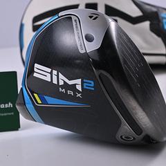 Taylormade SIM2 Max Driver / 10.5 Degree / Regular Flex Ventus Blue Shaft - Image 1