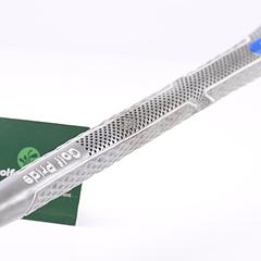 Titleist 915 D2 Driver / 10.5 Degree / Stiff Flex Aldila Rogue Black 70 Shaft - Image 8