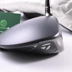 Taylormade Qi35 Driver / 10.5 Degree / Stiff Flex Cypher 2.0 50 Shaft - Image 3