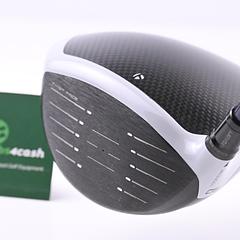 Taylormade SIM2 Max Driver / 9 Degree / Stiff Flex Fujikura Ventus Blue 6 Shaft - Image 4