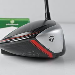 Taylormade M6 Driver / 9 Degree / Regular Flex Fujikura Atmos Orange 5 Shaft - Image 3