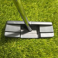 Odyssey Ai One Square 2 Square DW 34.5" Putter - Image 3