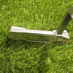 Scotty Cameron Studio Style Newport 2 34" Putter - Image 2