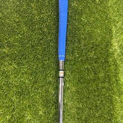 Yes C Groove Amy 35" Putter - Image 4