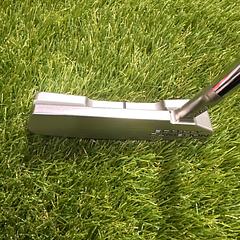 Scotty Cameron Special Select Newport 2.5 34" Putter - Image 2