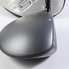 Taylormade Qi35 Max Driver / 10.5 Degree / Regular Flex Helium Nanocore 5 Shaft - Image 3