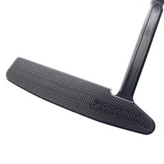 Used Scotty Cameron Ltd. Edition Triple Blk Design B3 Newport 2 Putter / 35 Inch - Image 6