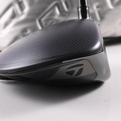 Taylormade Qi35 Max Driver / 10.5 Degree / Regular Flex Fujikura Ventus TR Red 5 - Image 3