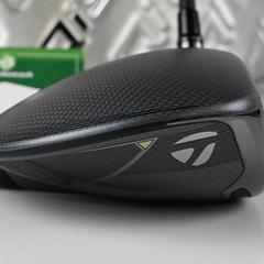Taylormade Qi35 Driver / 10.5 Degree / Senior Flex Vanquish 4 Shaft - Image 3