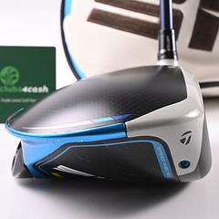 Taylormade SIM2 Driver / 9 Degree / Regular Flex Ventus Blue 5 Shaft - Image 3