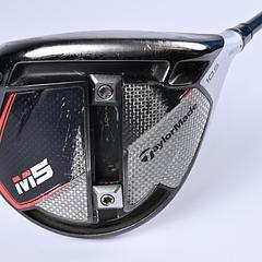 Taylormade M5 Driver / 10.5 Degree / Regular Flex Fujikura Atmos Red 5 Shaft - Image 2