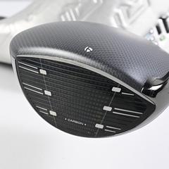 Taylormade Qi35 Driver / 10.5 Degree / Regular Flex Fujikura Ventus Blue 5 Shaft - Image 4