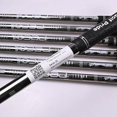 Cobra F-Max Airspeed Irons / 5-PW+SW / Regular Flex Recoil ESX 460 Shafts - Image 6