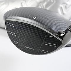 Taylormade Qi35 Driver / 10.5 Degree / X-Flex Kai'li Dark Waves White 60 Shaft - Image 4