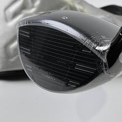 Taylormade Qi35 Driver / 10.5 Degree / X-Flex Kai-Li White 70 - Image 4