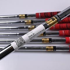 Wilson Staff Pi7 Irons / 3-PW / Regular Flex Dynamic Gold Shafts / No 9 Iron - Image 6