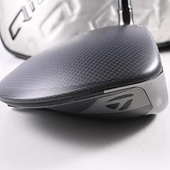 Taylormade Qi35 Max Driver / 10.5 Degree / Regular Flex Fujikura Ventus Blue 5 - Image 3