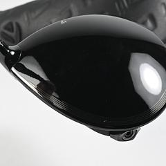 Taylormade Qi35 Designer Series Driver / 10.5 Degree / Regular Flex Fujikura - Image 5