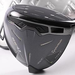 Taylormade Qi35 Max Driver / 10.5 Degree / Regular Flex Helium Nanocore 5 ShaftST - Image 2