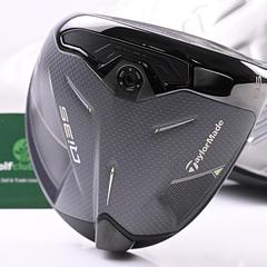 Taylormade Qi35 Driver / 10.5 Degree / Regular Flex Fujikura Ventus Blue 5 Shaft - Image 2