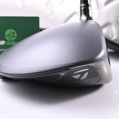 Taylormade Qi35 Driver / 10.5 Degree / Regular Flex Fujikura Ventus Blue 5 Shaft - Image 3