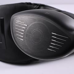 Cobra Darkspeed LS Driver / 10.5 Degree / Stiff Flex Lin-Q M40X White 6 Shaft - Image 4