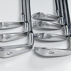 Titleist T250 2025 Irons / 5-PW+GW / Regular Flex AMT Black Steel Shafts - Image 4
