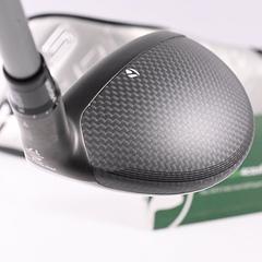 Taylormade Qi35 #2 Hybrid / 17 Degree / Stiff Flex Fujikura Air Speeder 60 Shaft - Image 5