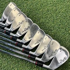 Callaway Bobby Jones 3-PW+1 Iron - Image 1