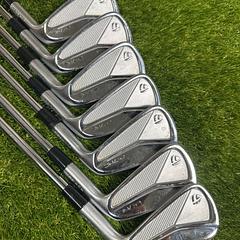 TaylorMade P7MC 4-PW Irons - Image 3