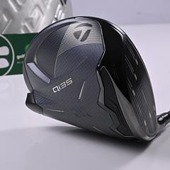 Taylormade Qi35 Max Driver / 10.5 Degree / Stiff Flex Kai'li Blue CB 60 Shaft - Image 1