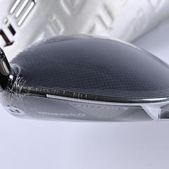 Taylormade Qi35 Max Lite Driver / 10.5 Degree / Regular Flex Vanquish 4 Shaft - Image 5