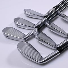 Titleist T250* 2025 Irons / 5-PW+GW / Regular Flex MMT 65 Shafts - Image 4