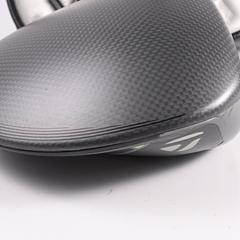 Taylormade Qi35 Driver / 9 Degree / Stiff Flex Fujikura Air Speeder 50 Shaft - Image 3