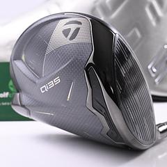 Taylormade Qi35 Max Driver / 10.5 Degree / Regular Flex Fujikura Air Speeder 50 - Image 1