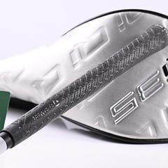 Taylormade Qi35 Max Driver / 10.5 Degree / Regular Flex Fujikura Air Speeder 50 - Image 8