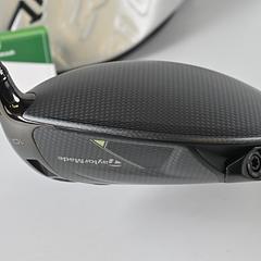 Taylormade Qi35 Driver / 10.5 Degree / Regular Flex Fujikura Ventus 5 Shaft - Image 5