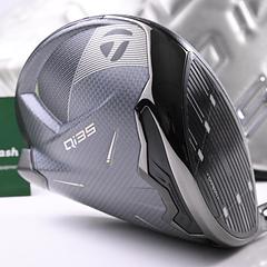 Taylormade Qi35 Max Driver / 10.5 Degree / Regular Flex Vanquish 5 Shaft - Image 1
