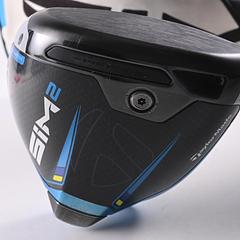 Taylormade SIM2 Driver / 10.5 Degree / Stiff Flex Fujikura Atmos Red 5 Shaft - Image 3