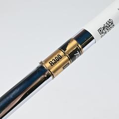 Titleist DCI 990 #3 Iron / 22 Degree / Regular Flex Dynamic Gold R300 Shaft - Image 5