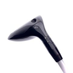 Used Titleist GT2 7 Fairway Wood / HD-8 S / 21 Degrees / Stiff Flex - Image 10