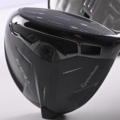 Taylormade Qi35 Driver / 10.5 Degree / Regular Flex Ventus Blue 5 Shaft - Image 2