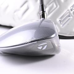 Taylormade Qi35 Max Lite Driver / 10.5 Degree / Stiff Flex Kai'li Dark Waves 60 - Image 3